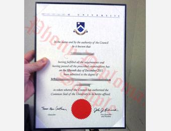 Monash University - Fake Diploma Sample from United Kingdom